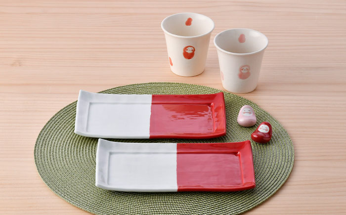 【波佐見焼】皿・箸置・カップ 紅白だるま柄 ペア3点セット【協立陶器/福田陶器店】 [NB131]