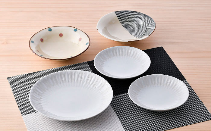 【波佐見焼】ボウル・皿 5点セット【大貴セラミックス/奥川陶器】 [NB143]