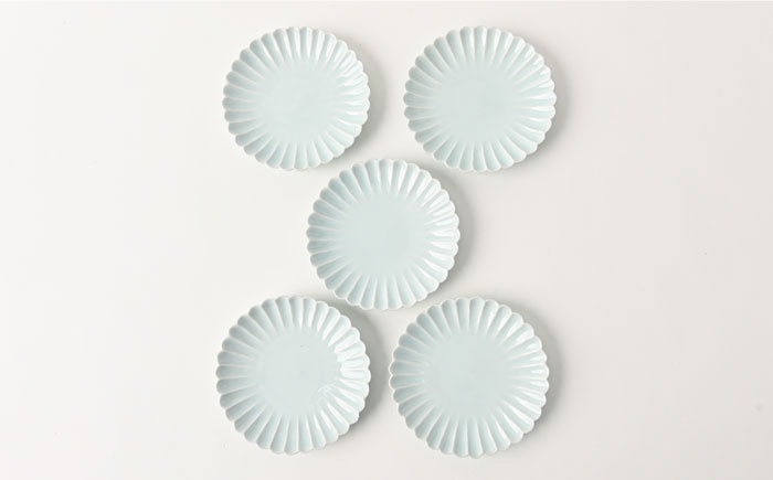 【波佐見焼】菊彫 青白釉 5寸皿 プレート 5枚セット【福田陶器店】 [PA213]