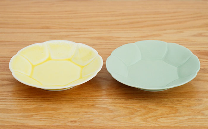 【波佐見焼】はなはな プレート 大 （イエロー・グリーン） ペアセット【団陶器】 [PB106]