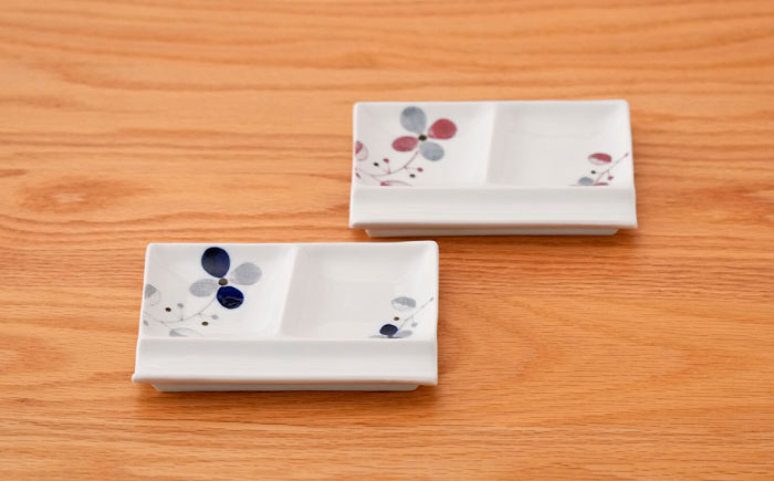 【波佐見焼】フローレット ペア仕切りプレート(小) 青・赤【団陶器】 [PB160]