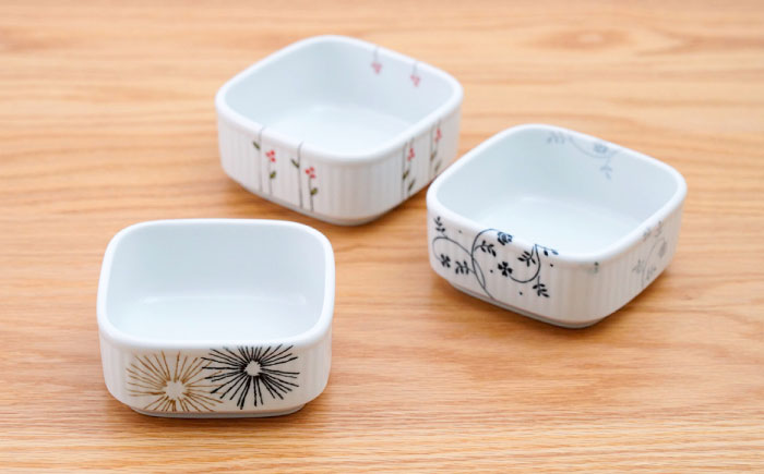 【波佐見焼】角パック 絵変り 3柄セット【団陶器】 [PB222]