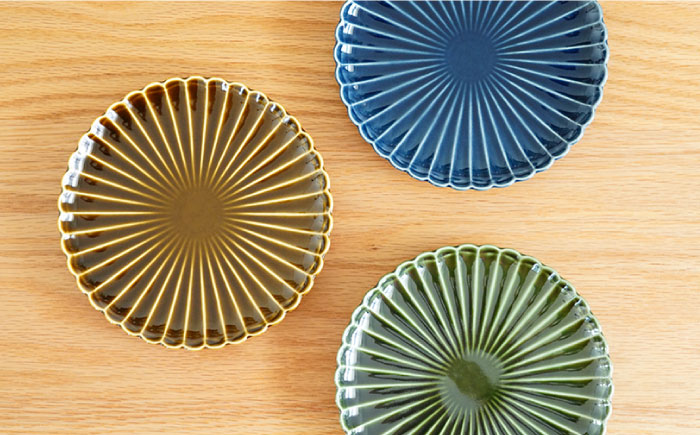 【波佐見焼】花しのぎ トリオ和皿 プレート (織部・藍・鴬茶)【団陶器】 [PB60]