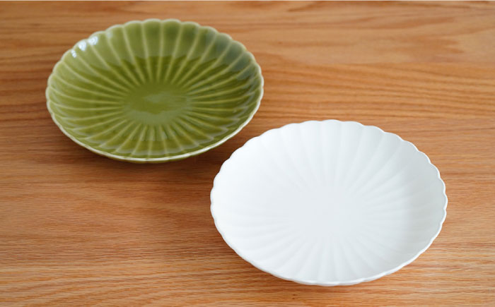 【波佐見焼】花しのぎ ペア 大皿 プレート (白鼠・薄緑)【団陶器】 [PB76]