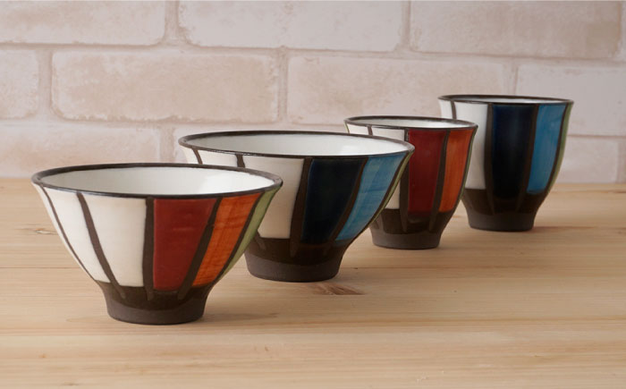 【波佐見焼】撥水十草 茶碗・コップ （青大・赤小）セット【陶もと】 [PE20]