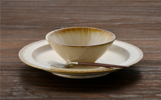 【波佐見焼】nature・彫 おうちカフェセット 小鉢 プレート 食器【利左エ門窯】 [QB35]