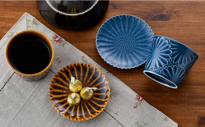 【波佐見焼】マリーゴールド ミニカップ＆プレート S アメ釉・デニム ペアセット【三栄陶器】 [QD04]