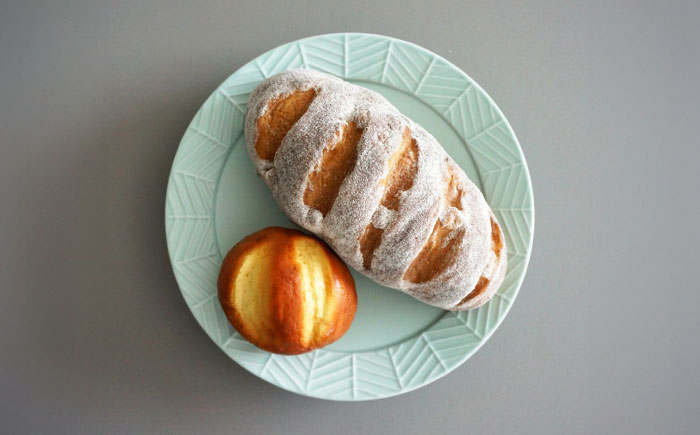 【波佐見焼】YABANE 20cmリムプレート ペアセット ミントブルー＆アイボリー【永峰製磁 eiho】 [RA77]