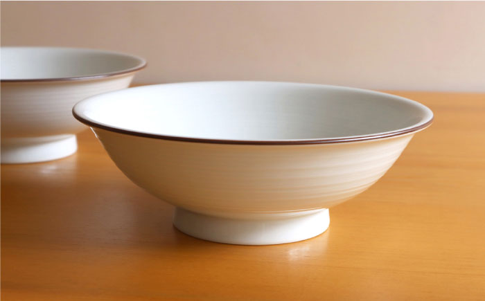【白山陶器】【定番のシリーズ】白磁千段7寸反りめん丼 2ピースセット【波佐見焼】[TA116]
