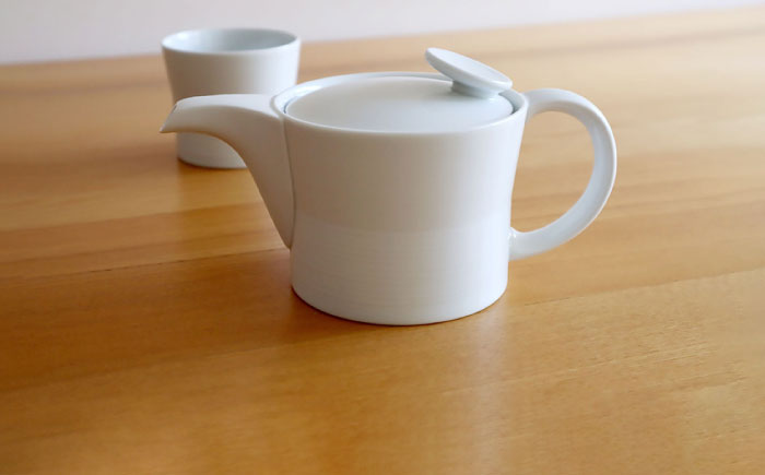【白山陶器】【グッドデザイン賞受賞】ミストホワイト ティーセット 3ピースセット [TA136]