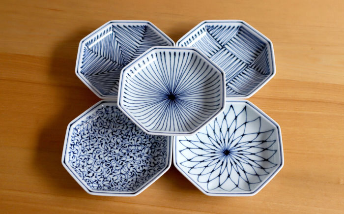 【白山陶器】【染付地紋】八角取皿 5柄セット【波佐見焼】 [TA171]