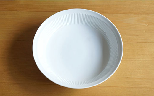 【白山陶器】【美しいレリーフ模様】よしず彫 盛鉢 1ピース 白磁 ボウル  食器 皿 【波佐見焼】 [TA75]