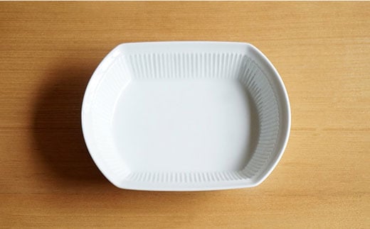 【白山陶器】【美しいレリーフ模様】よしず彫 煮付鉢 5ピース 白磁 食器 小鉢 【波佐見焼】 [TA77]