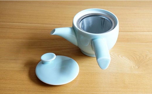 【白山陶器】【茶和】グッドデザイン賞 急須 青白釉 食器 【波佐見焼】 [TA90]