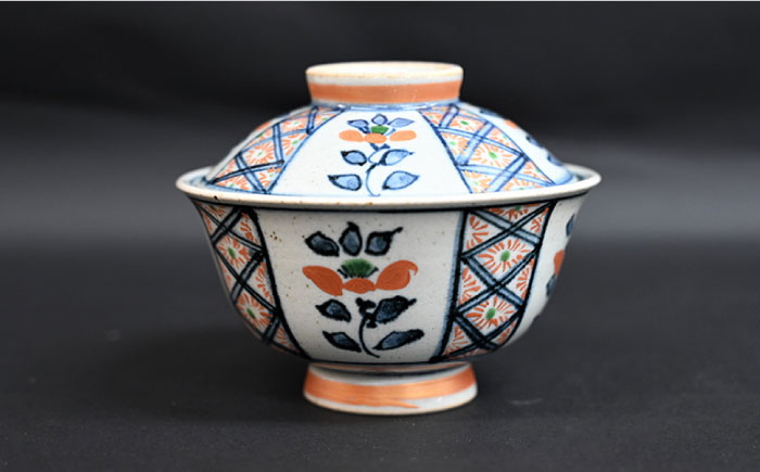 【波佐見焼】【※数量限定】染錦芙蓉地紋 手造 茶碗 （蓋付） 木箱入り【協立陶器】 [TC129]