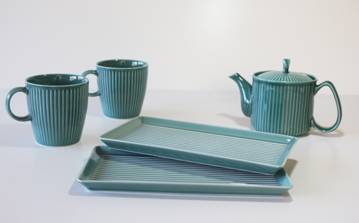 【波佐見焼】ポット ・ カップ ・ プレート 5点セット グリーン【陶芸ゆたか】 [VA97]