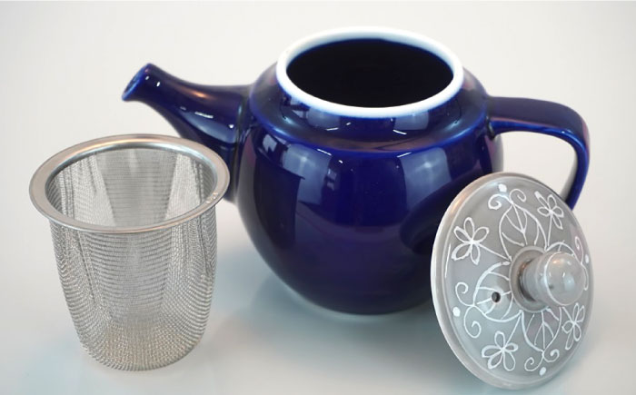 【波佐見焼】アラベスクポット 急須 ティーポット 陶器【仙右エ門陶房】 [ZD13]