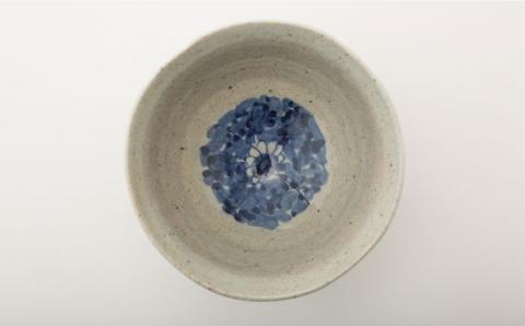 【波佐見焼】半菊唐草 どんぶり【洸彩窯】 [EE22]