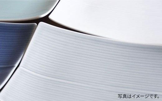 【白山陶器】【長方皿】レリーフ模様が美しい角皿2枚セット グレイ 皿 【波佐見焼】 [TA53]