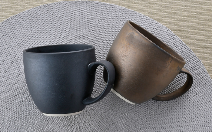 【波佐見焼】ブロンズ ゴールド・ブラック マグカップ ペアセット【長十郎窯】 [AE39]