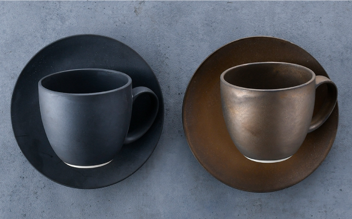 【波佐見焼】ブロンズ ブラック・ゴールド カップ ソーサー ペアセット【長十郎窯】 [AE41]