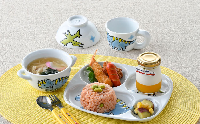 【波佐見焼】子ども食器 4点セット「トリケラトプス」食器 皿【大新窯】 [DC131]