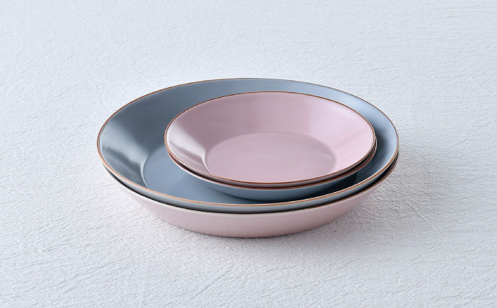 【波佐見焼】マットカラープレート夫婦セット（ピンク・ホワイト）食器 皿【大新窯】 [DC142]