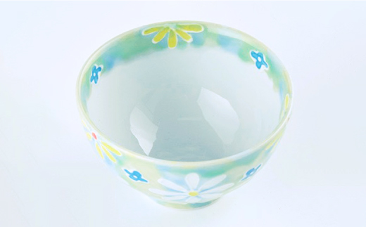 【波佐見焼】「フラワーガーデン」茶碗 ピンク・グリーン セット【大新窯】 [DC60]