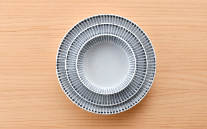 【波佐見焼】十草 プレート （19cm・24cm）・ボウル 小 3点セット（うす墨色）【大新窯】 [DC96]