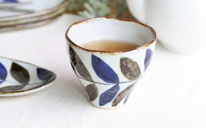 【波佐見焼】スリムオーバル プレート ・カップ セット リーフ【翔芳窯】 [FE58]