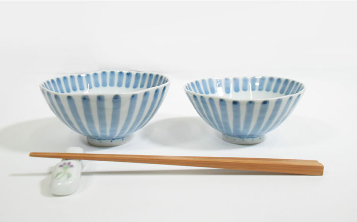 【波佐見焼】十草 三つ花 飯碗 茶碗 大小セット【藍水】 [GB34]