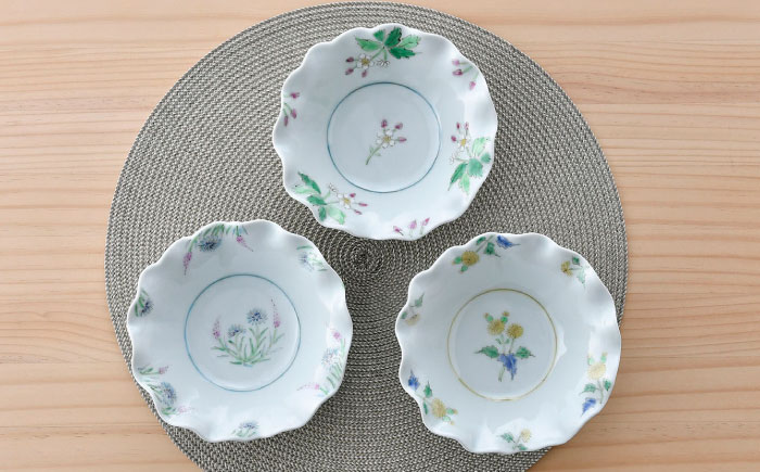 【波佐見焼】野の花 渕なぶり 小鉢 3点セット 食器 皿 ボウル【藍水】 [GB46]