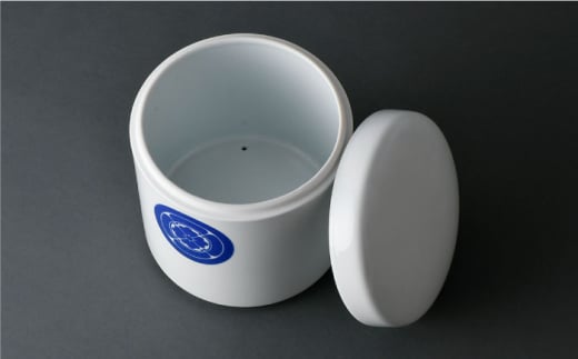 【波佐見焼】骨壺 白磁（家紋・家名入）大【洸琳窯】 [GE38]