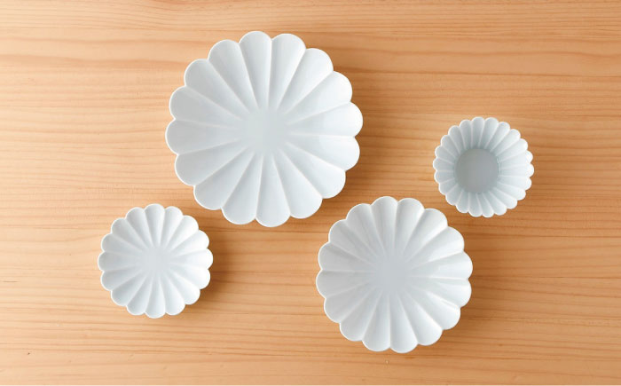 【波佐見焼】菊紋 皿 菊型 小鉢（小）のセット 白【洸琳窯】 [GE41]