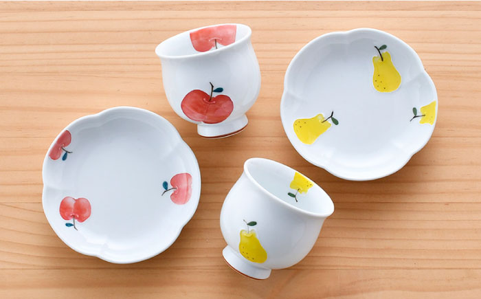 【波佐見焼】りんご・ラフランス ミニ コップ 湯呑 小皿 セット【松幸陶芸】 [HB46]