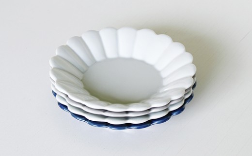 【波佐見焼】キクワリ 丸皿 M 小皿 4枚セット 食器 皿 【石丸陶芸】 [LB41]