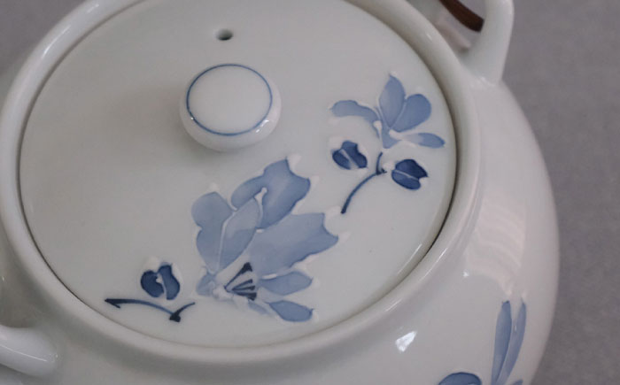 西海陶器 波佐見焼 日本製 辻が花 蓋付汲出揃 5客湯呑 11549 湯呑 蓋付汲出 辻が花 5個セット / 茶器セット 急須 湯呑み 日本茶