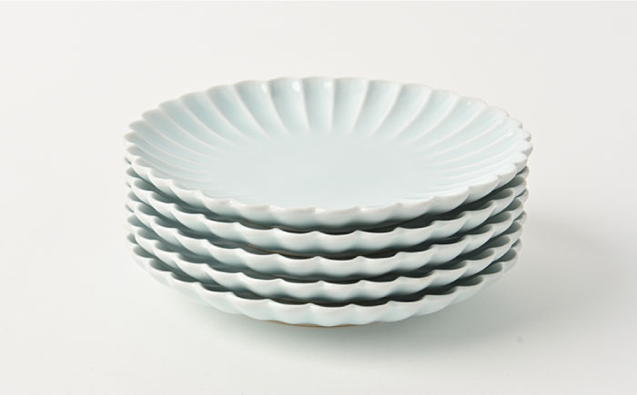 【波佐見焼】菊彫 青白釉 5寸皿 プレート 5枚セット【福田陶器店】 [PA213]