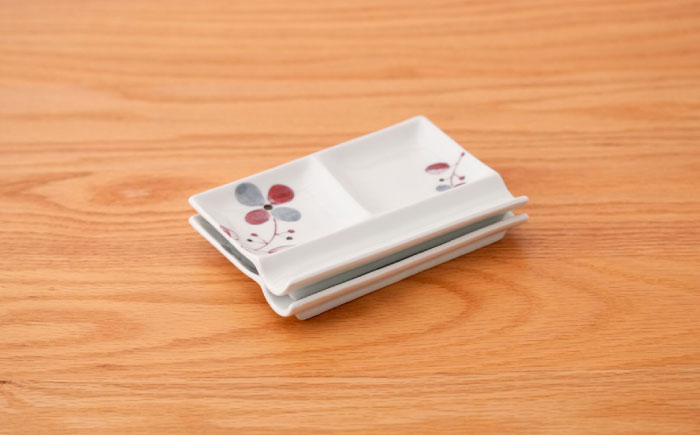 【波佐見焼】フローレット ペア仕切りプレート(小) 青・赤【団陶器】 [PB160]