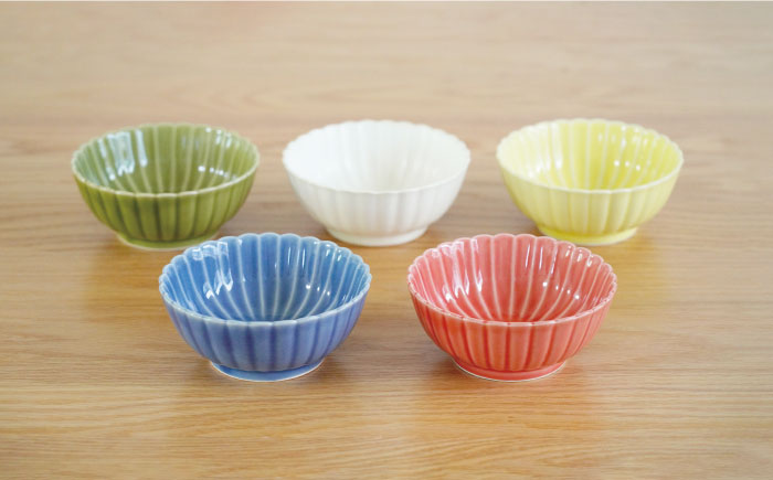 【波佐見焼】花しのぎ 丸小付 小鉢 5色セット（白・薄青・薄緑・薄黄・薄赤）【団陶器】 [PB90]