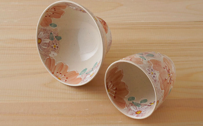 【波佐見焼】花やか 茶椀・コップ（赤）セット 食器【陶もと】 [PE41]