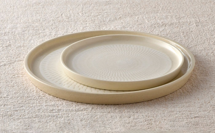 【波佐見焼】白刷毛飛び鉋 プレート M・L 2枚セット 食器 取り皿  陶器【利左エ門窯】 [QB43]