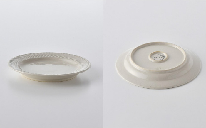 【波佐見焼】Rosemary マグカップ・ プレート 4点セット（アイボリー・ブラック） スープマグ 小皿 ケーキ皿【トーエー】 [QC47]