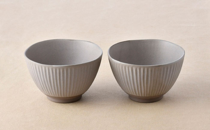 【波佐見焼】しのぎ 丼ぶり カーキ 2個セット【トーエー】 [QC74]