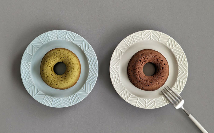 【波佐見焼】YABANE 15cmリムプレート ペアセット ミントブルー＆アイボリー【永峰製磁 eiho】 [RA75]