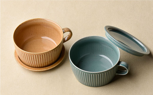 【波佐見焼】【オーブン可】ペアカラー ハンドル付 蓋物 ペアセット  小皿 スープマグ スープカップ   食器 皿 【舘山堂】 [RC08]