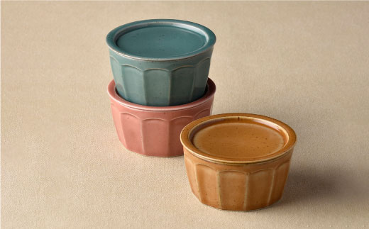 【波佐見焼】カラートリオ蓋物 小皿 カップ  スープカップ  食器 皿 【舘山堂】 [RC10]