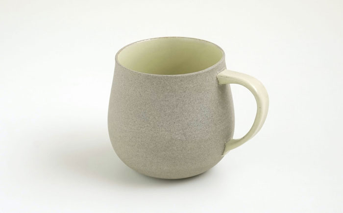 【波佐見焼】カラービスク マグカップ2色セット 黄色・黒【光和陶器】 [SC77]