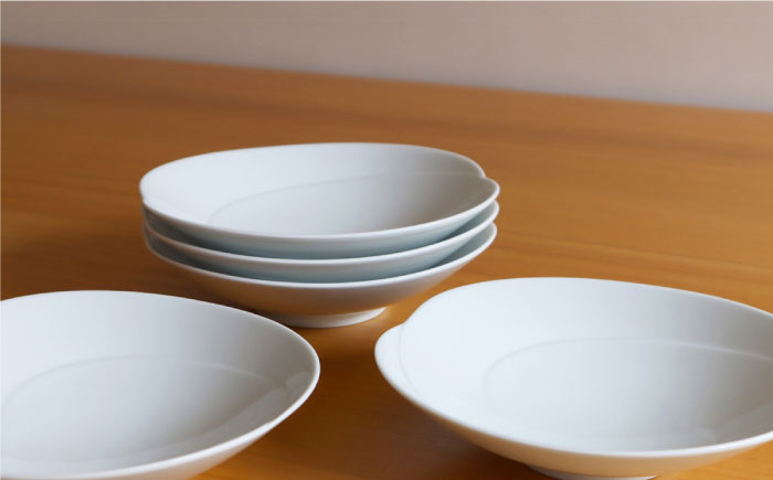 【白山陶器】【グッドデザイン賞受賞】ともえ浅鉢（中）白磁 5枚セット【波佐見焼】[TA104]