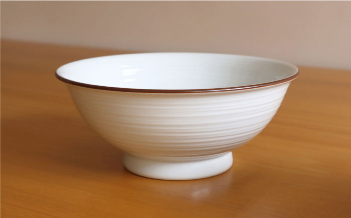 【白山陶器】【定番のシリーズ】白磁千段 6寸反りめん丼 2ピースセット【波佐見焼】[TA115]